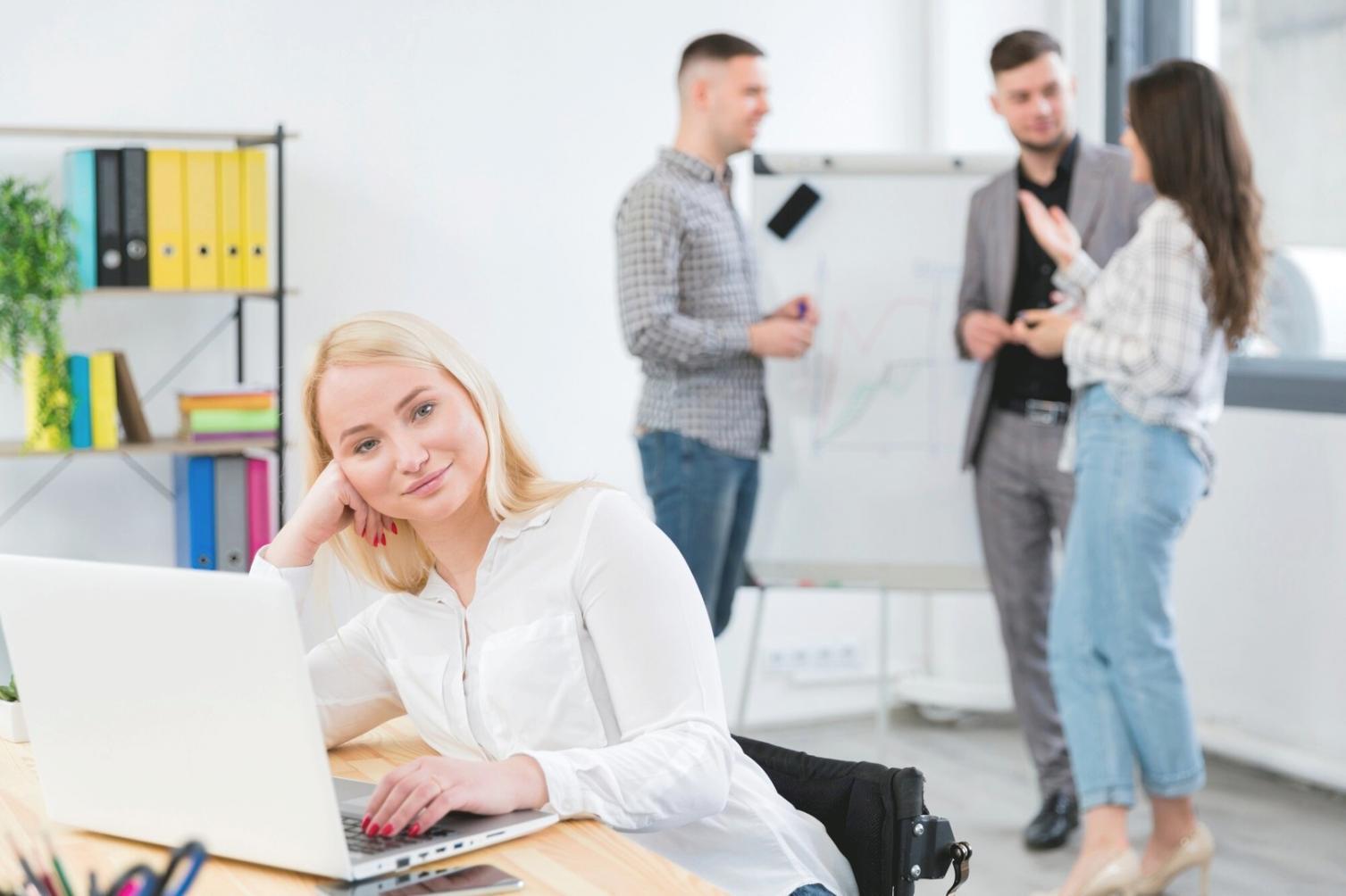 Advanced financial modeling techniques and DCF analysis workshops